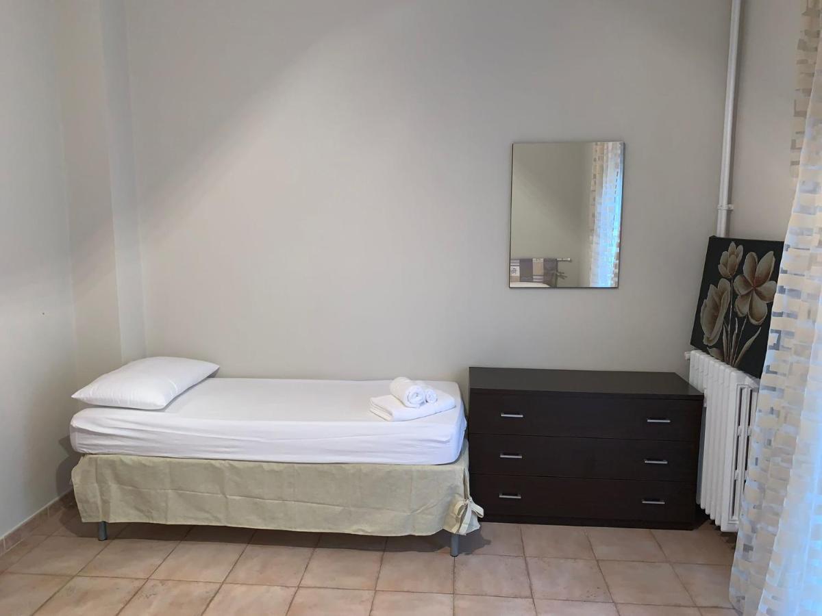 Beautiful Apartment A Due Passi Dal Centro Orbassano Exterior photo
